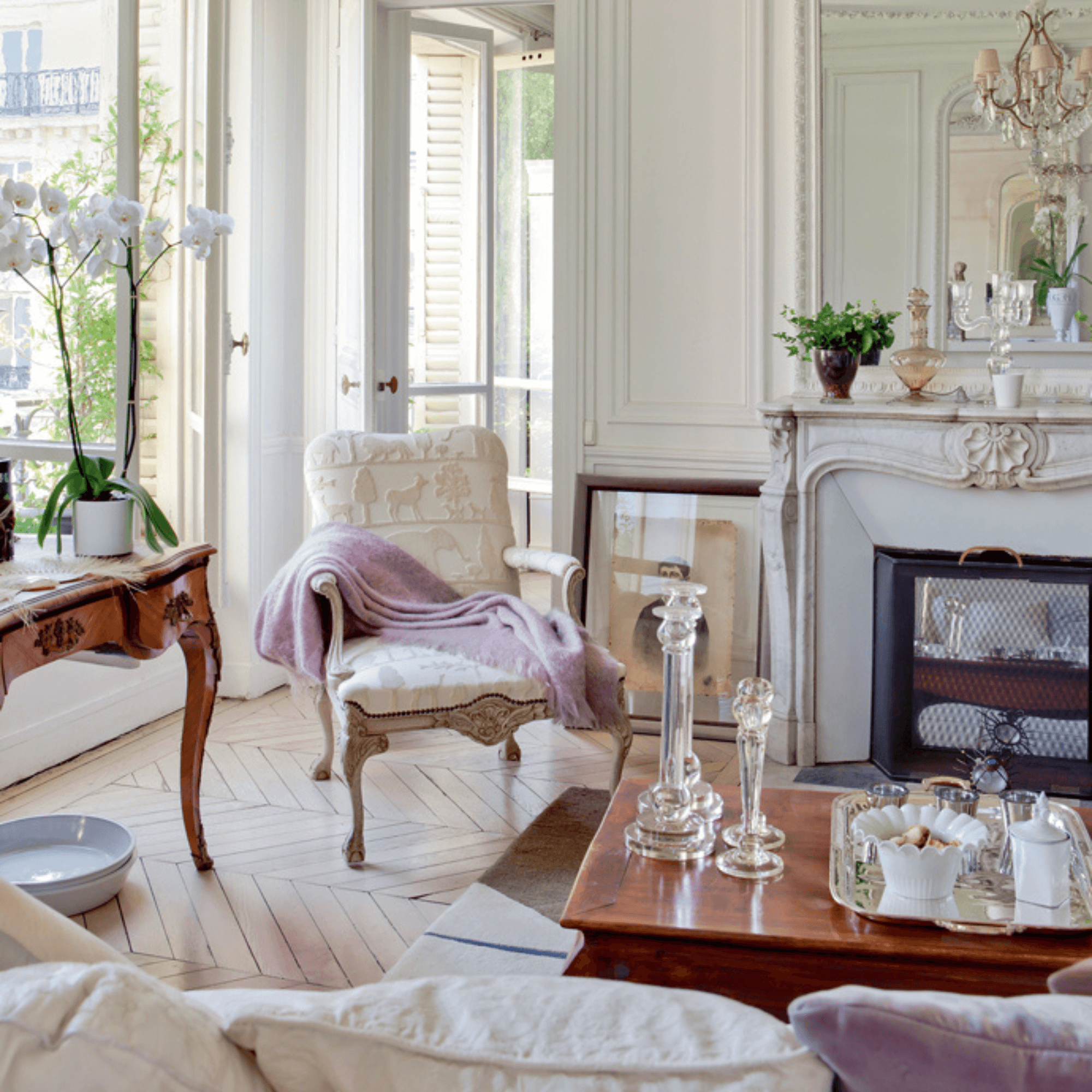 Interior Design 101: Romantic Style - LIKHÂ