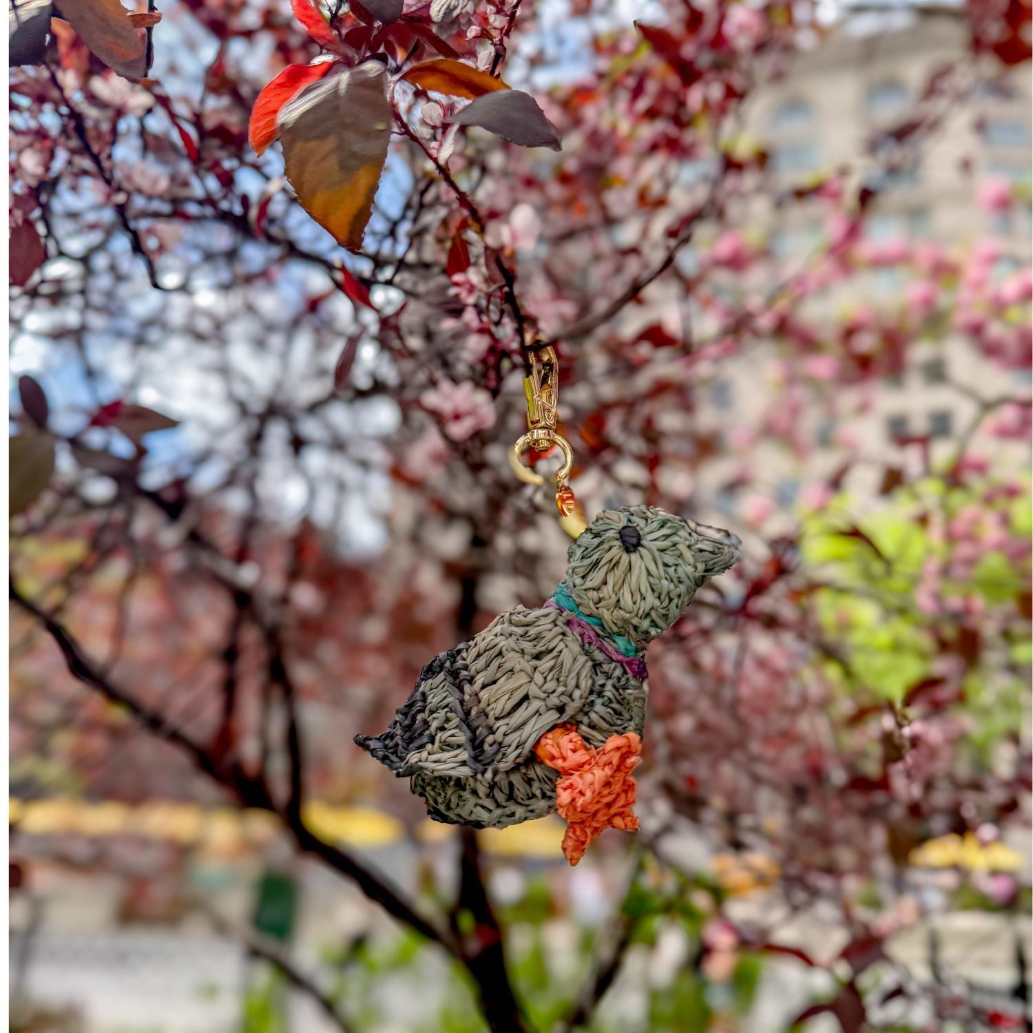 Bag charms - NYC Pigeon Bag Charm – Raffia Crochet Bird Accessory | LIKHÂ - LIKHÂ
