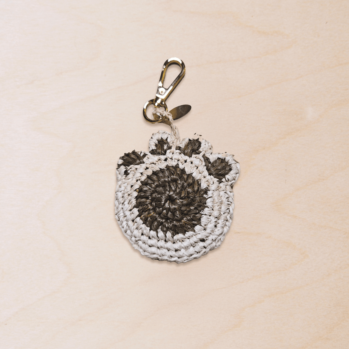 Bag charms - Paw Print Bag Charm – Raffia Crochet Pet Accessory | LIKHÂ - LIKHÂ