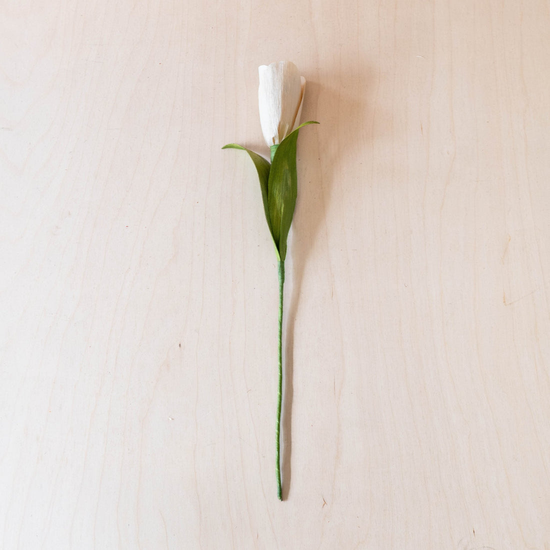 flower - Natural Tulip Corn Husk Flowers, case of 6 – Decorative Flower Accents | LIKHÂ - LIKHÂ