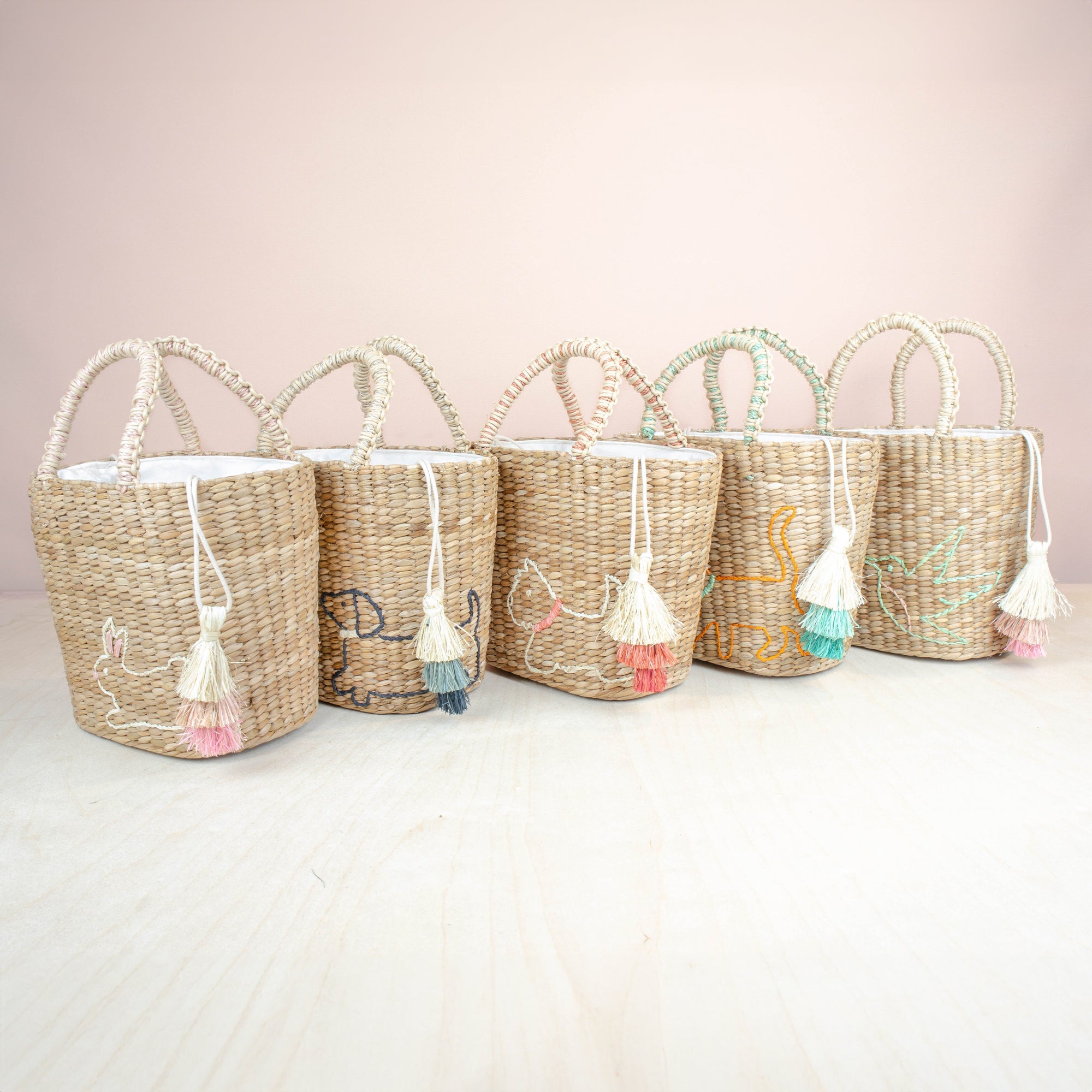 Handbags - Mini Modern Straw Tote with Embroidered Hummingbird - Woven Tote Bag | LIKHA - LIKHÂ