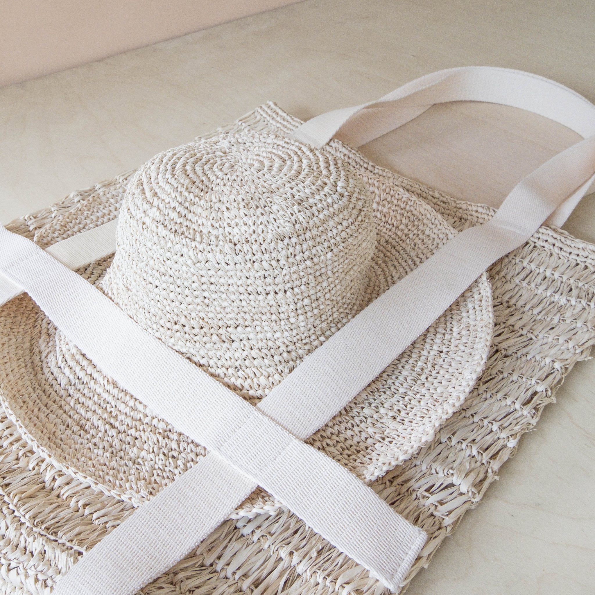 Handbags - Raffia Beach Tote with Sun Hat – Handwoven Summer Tote Set | LIKHÂ - LIKHÂ