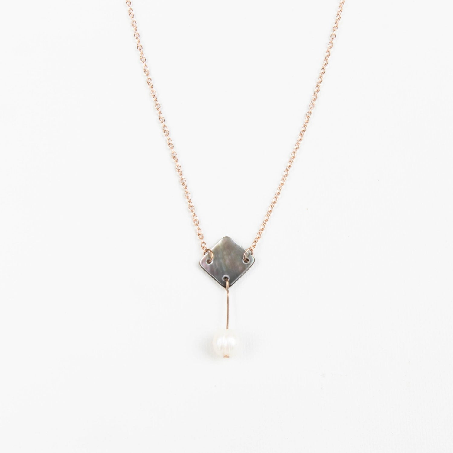 Jewelry, necklace - Black Diamond + Pearl Drop Mother of Pearl Necklace - Mother of Pearl Necklace | LIKHA - LIKHÂ