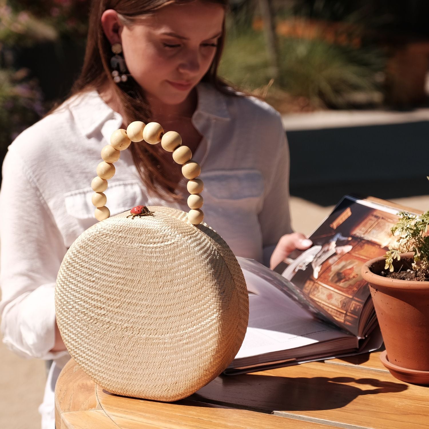 - Oat Round Classic Handbag with Bead Handle - Woven Purse | LIKHÂ - LIKHÂ