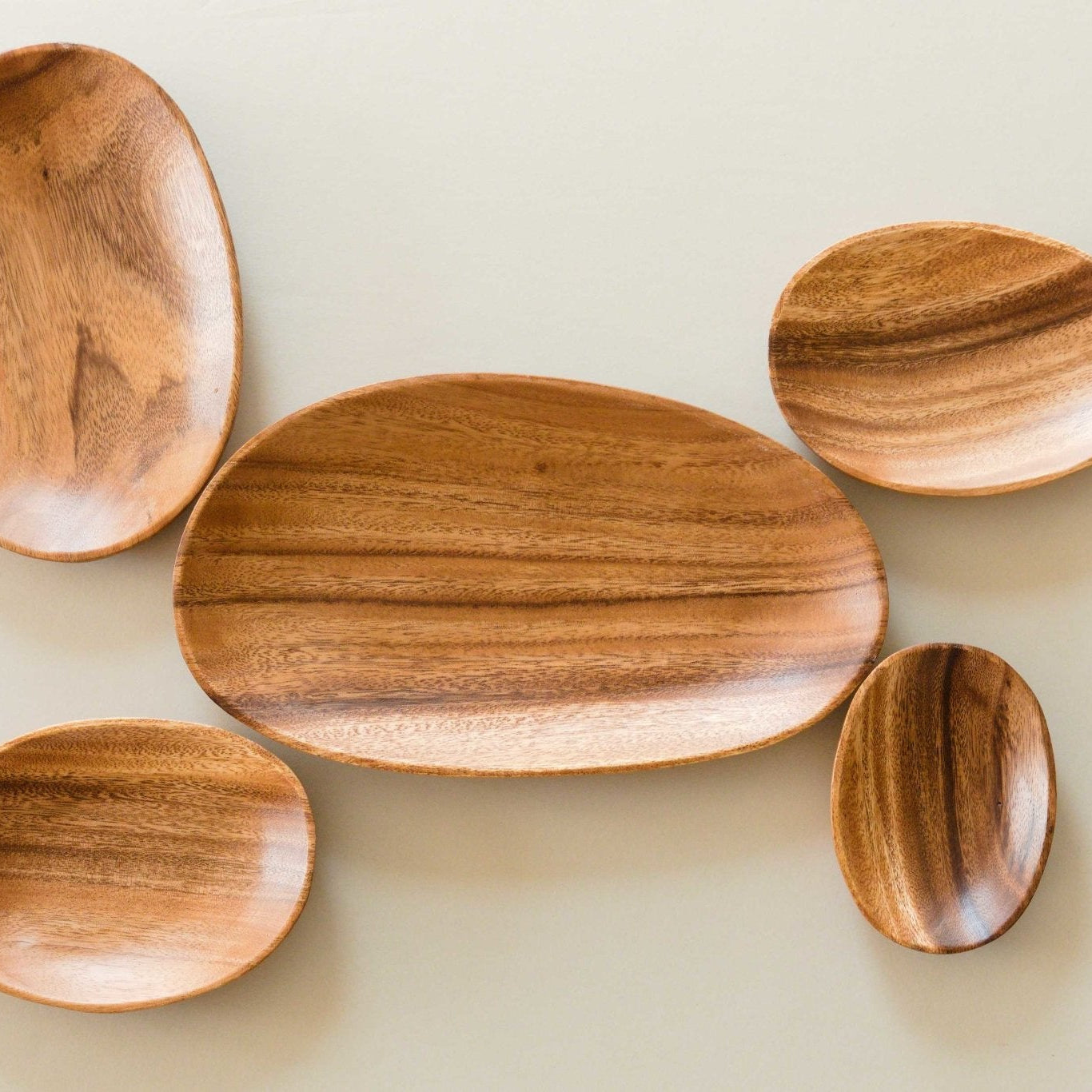 - Acacia Oval 12" Wood Tray - Wooden Dish | LIKHA - LIKHÂ