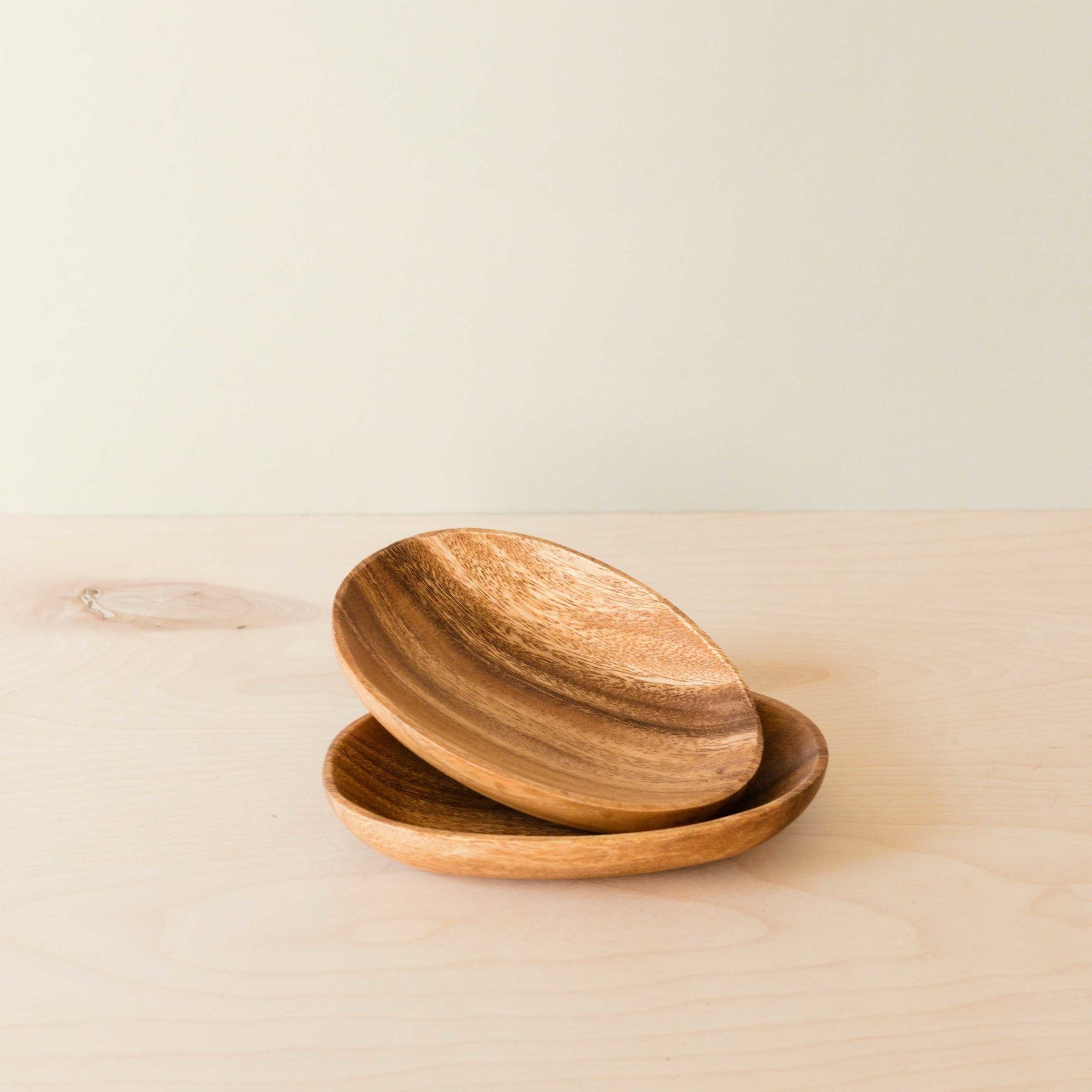 - Acacia Wood 7" Oval Plate, set of 2 | LIKHA - LIKHÂ