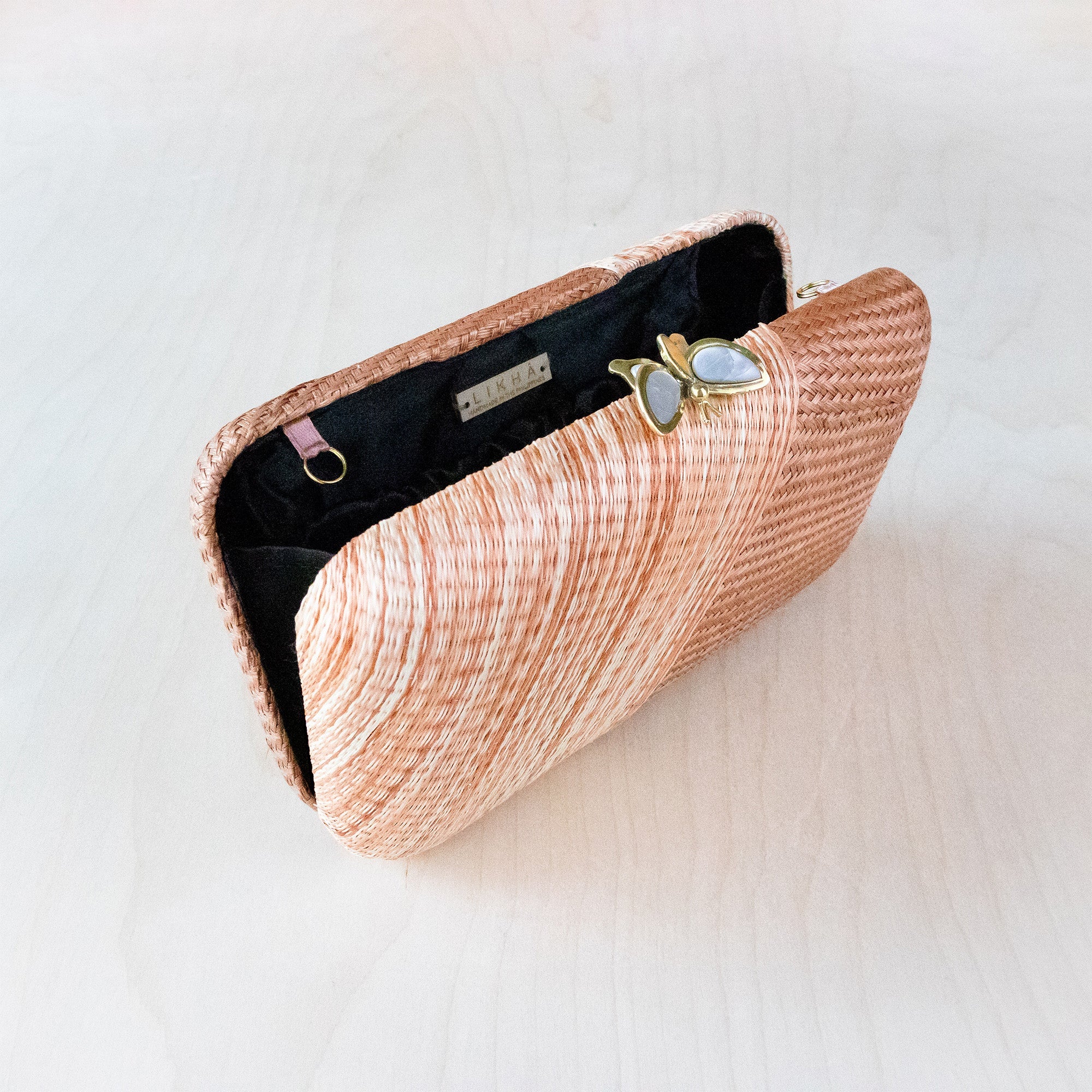 Clutches - Coral Kimono Clutch Bag - Straw Purse | LIKHA - LIKHÂ