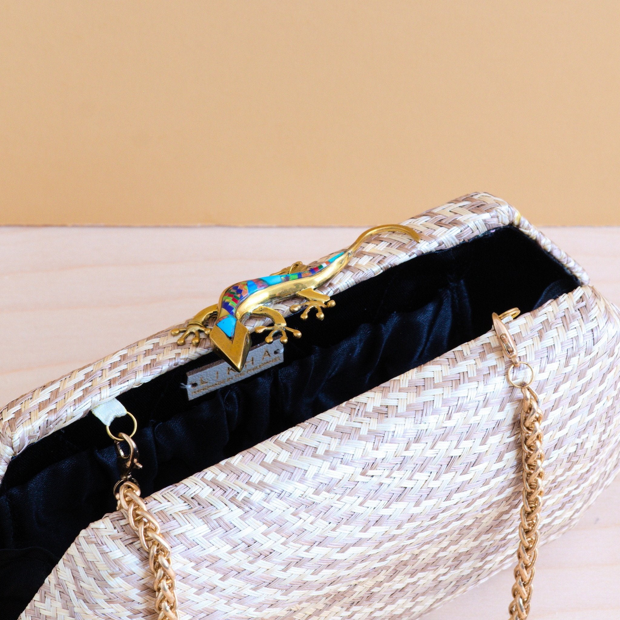 Clutches - Dusty Rose Houndstooth Clutch - Straw Clutch | LIKHÂ - LIKHÂ