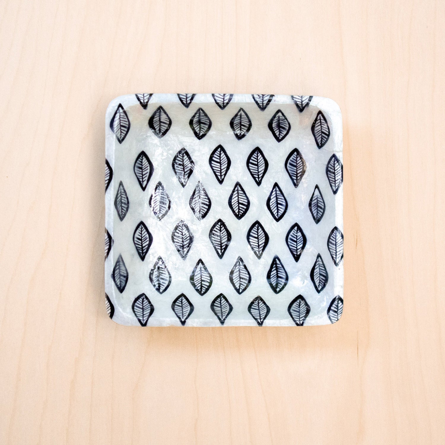 Decorative Plates - Capiz + Acacia Plate - African Leaves, Square | LIKHÂ - LIKHÂ