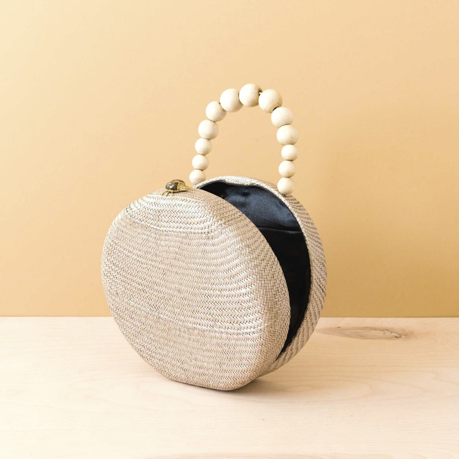 - Dusty Rose Round Classic Handbag with Wood Bead Handle - Handwoven Bag | LIKHA - LIKHÂ