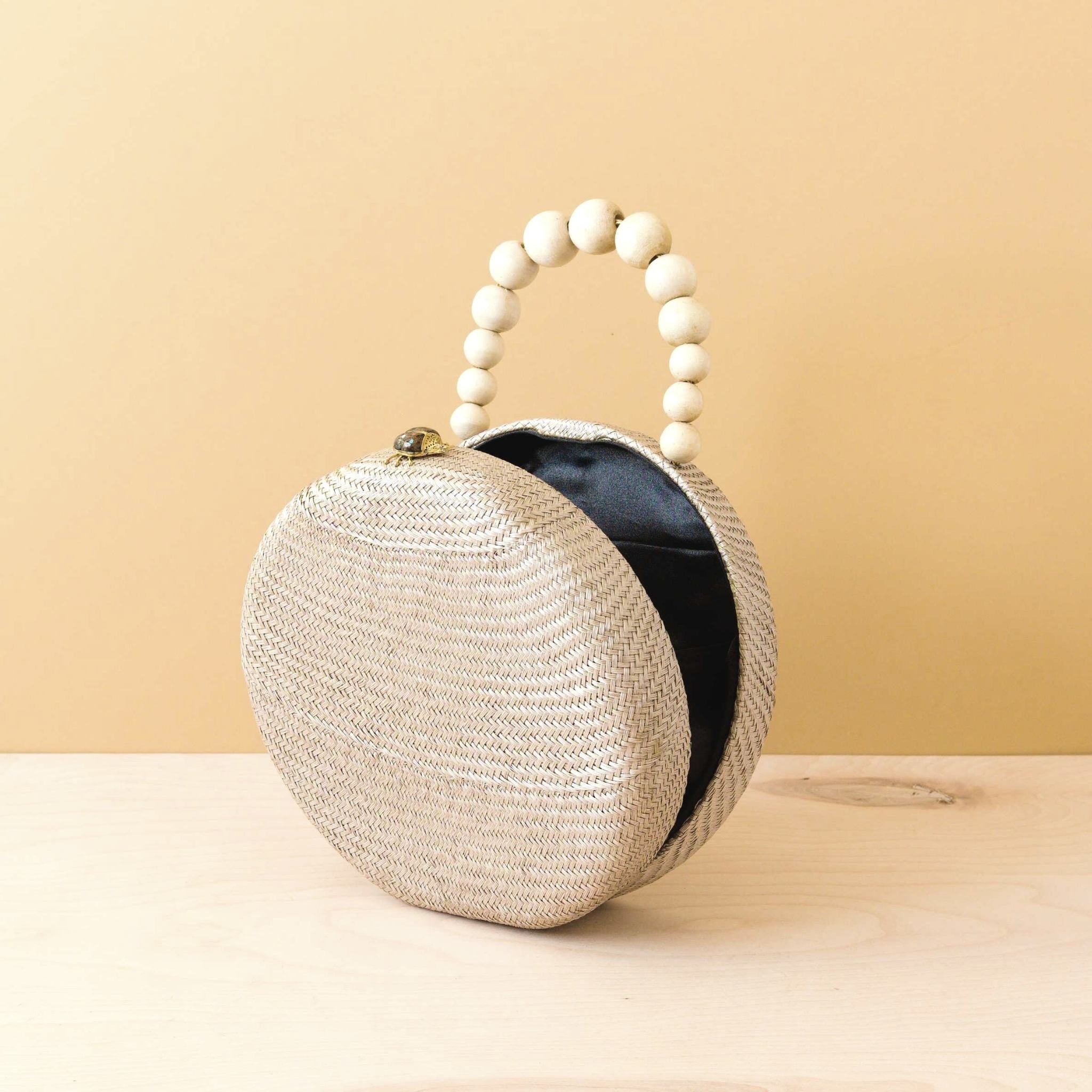 - Dusty Rose Round Classic Handbag with Wood Bead Handle - Handwoven Bag | LIKHA - LIKHÂ
