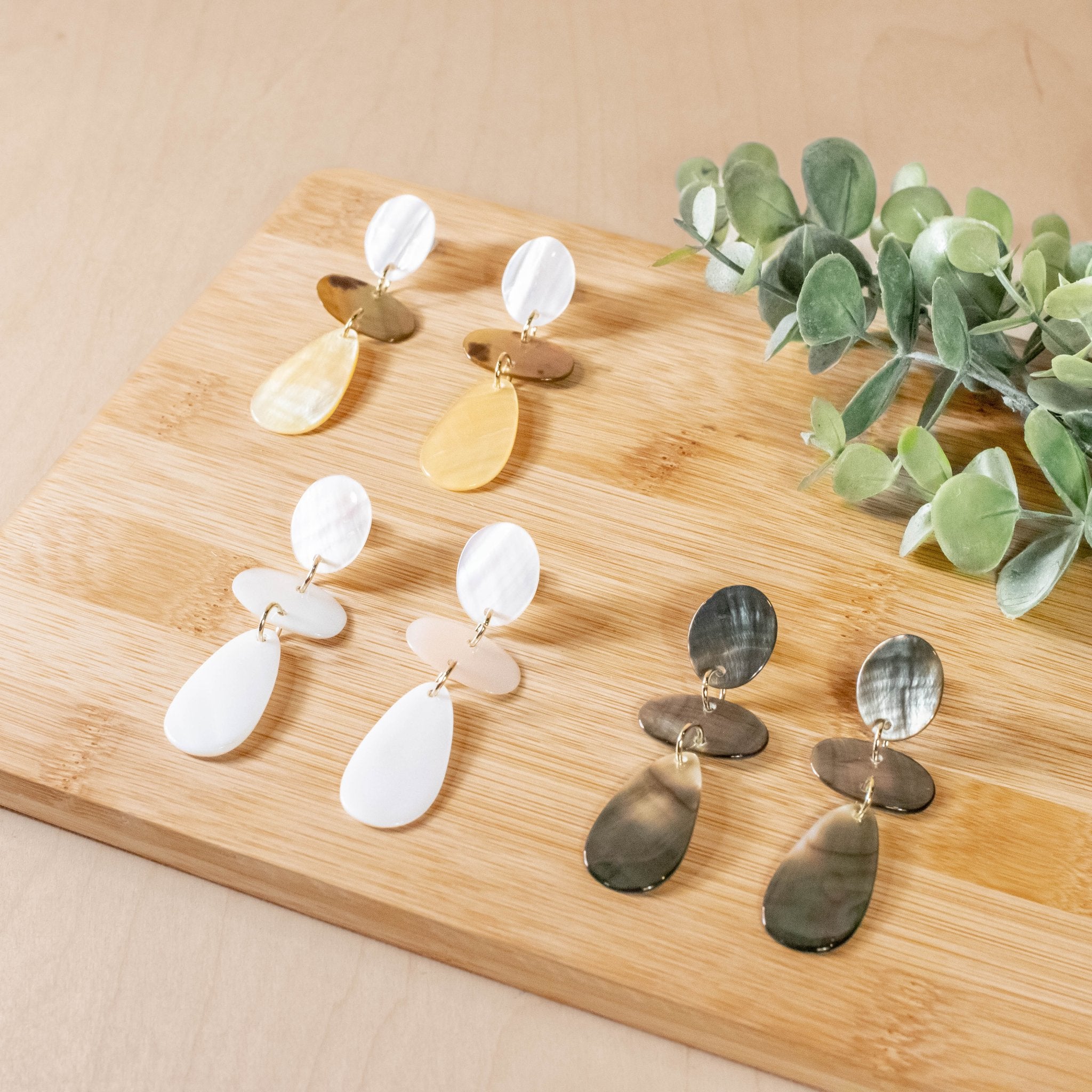 - Earrings - Mother of Pearl LIKHA - LIKHÂ