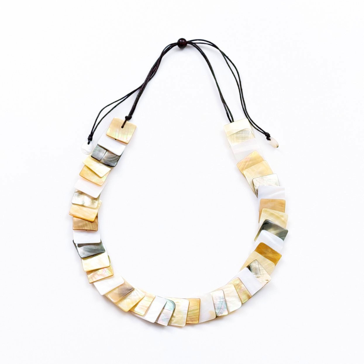 Jewelry - Mother of Pearl Squares Necklace - Multicolor | LIKHÂ - LIKHÂ