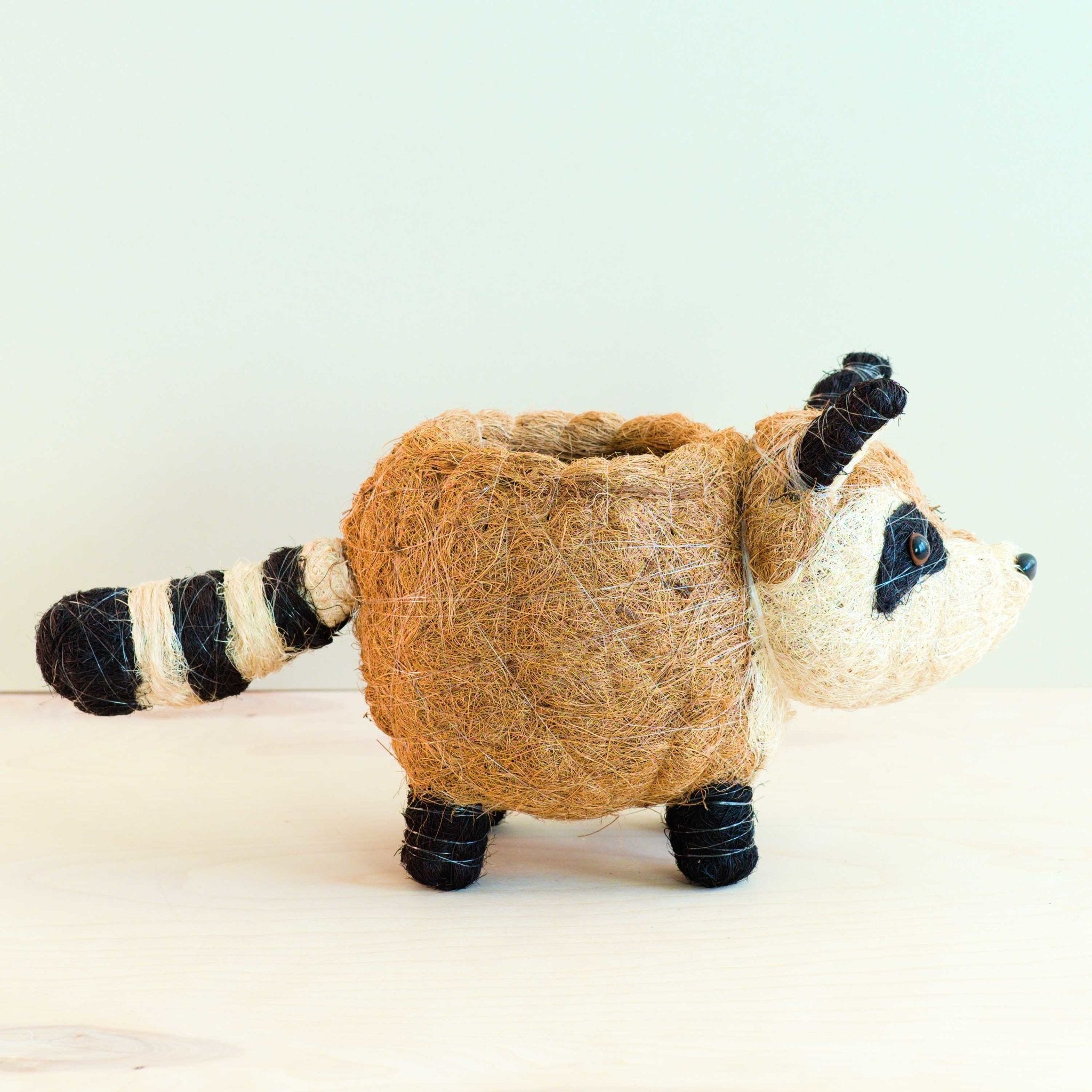 - Raccoon Planter - Handmade Plant Pot | LIKHA - LIKHÂ