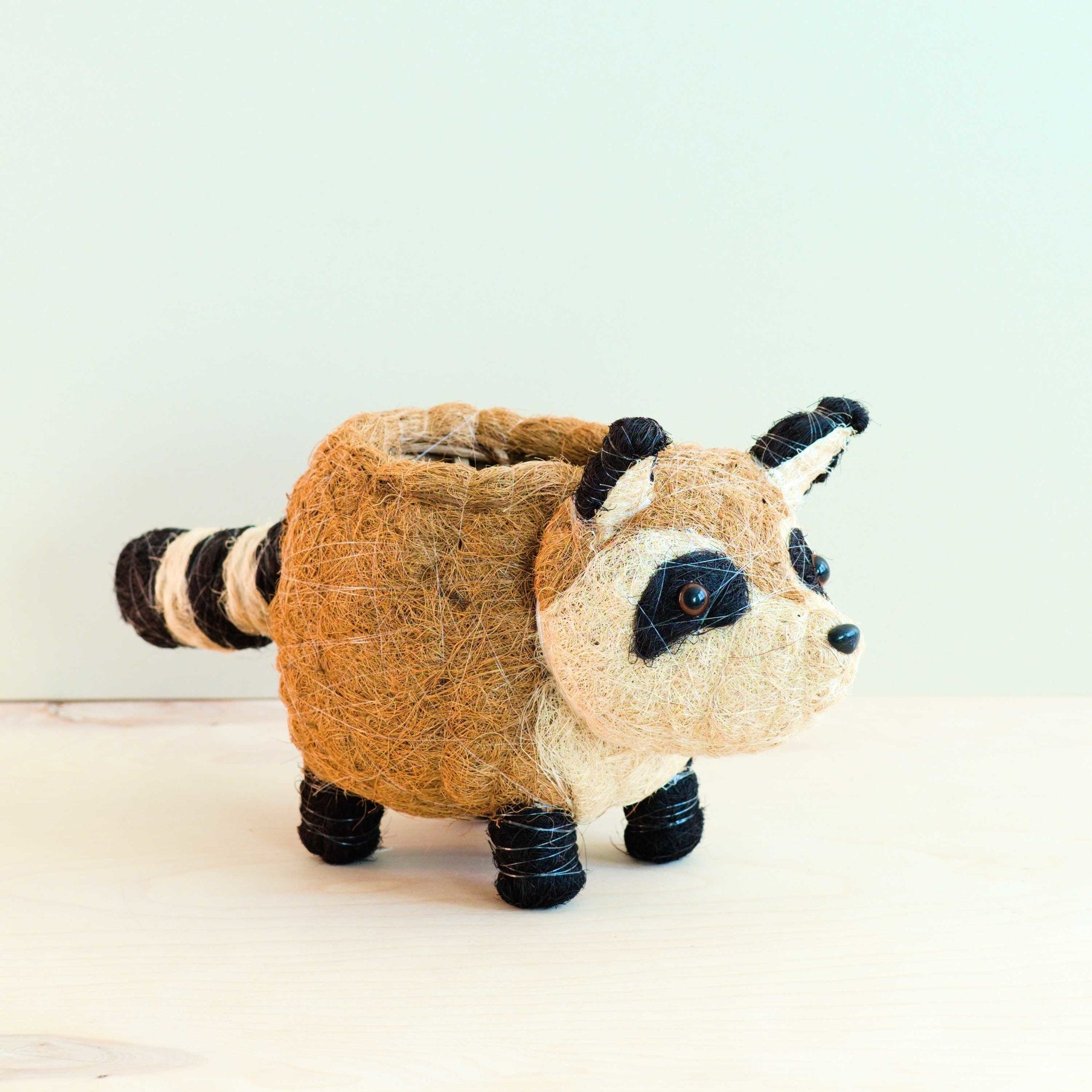 - Raccoon Planter - Handmade Plant Pot | LIKHA - LIKHÂ