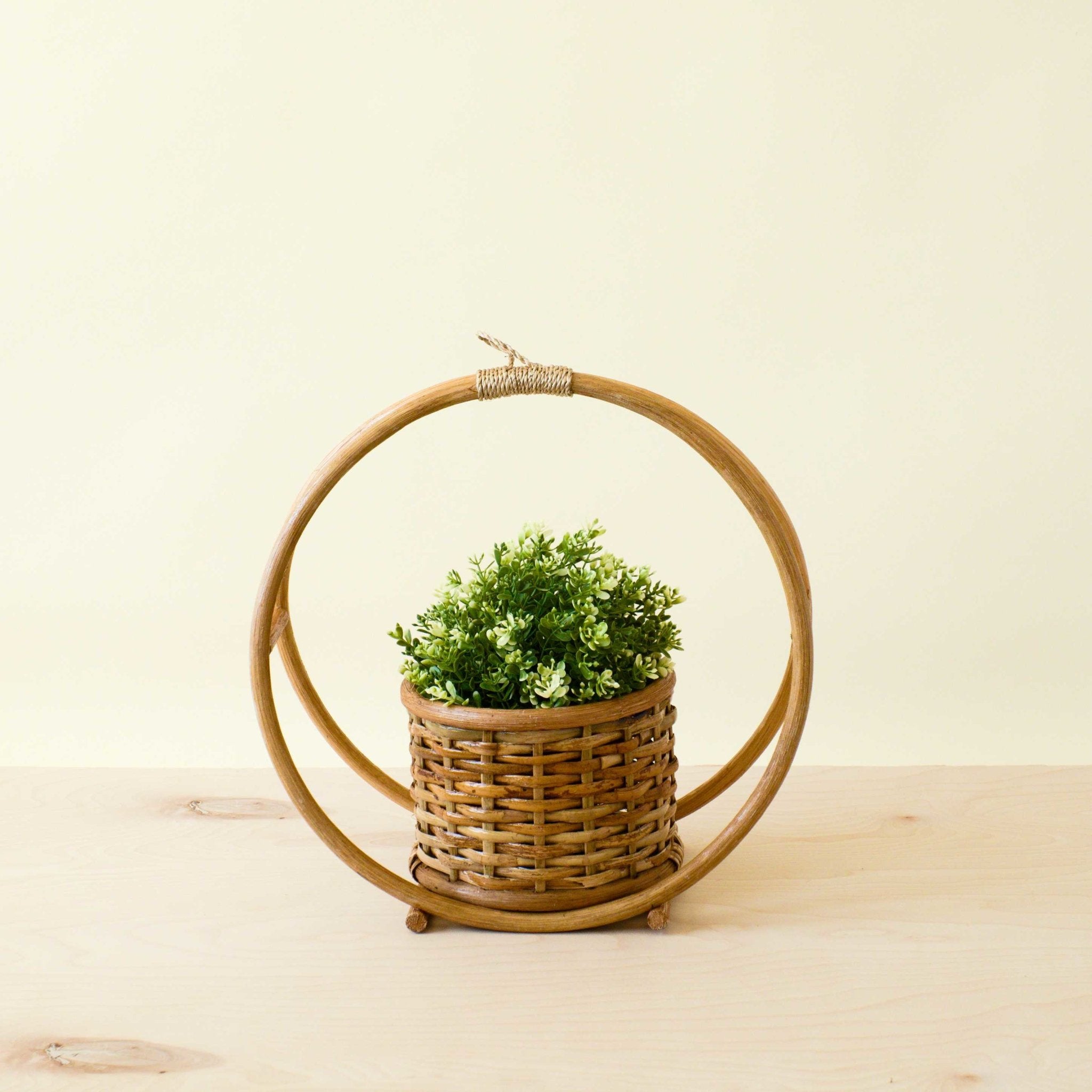 - Rattan Round Hanging Planter | LIKHA - LIKHÂ
