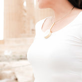 - White Statement Necklace - Handmade Choker Pendula | LIKHÂ - LIKHÂ