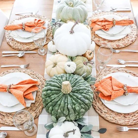 3 Tried-and-True Tips for Setting a Tantalizing Thanksgiving Table - LIKHÂ