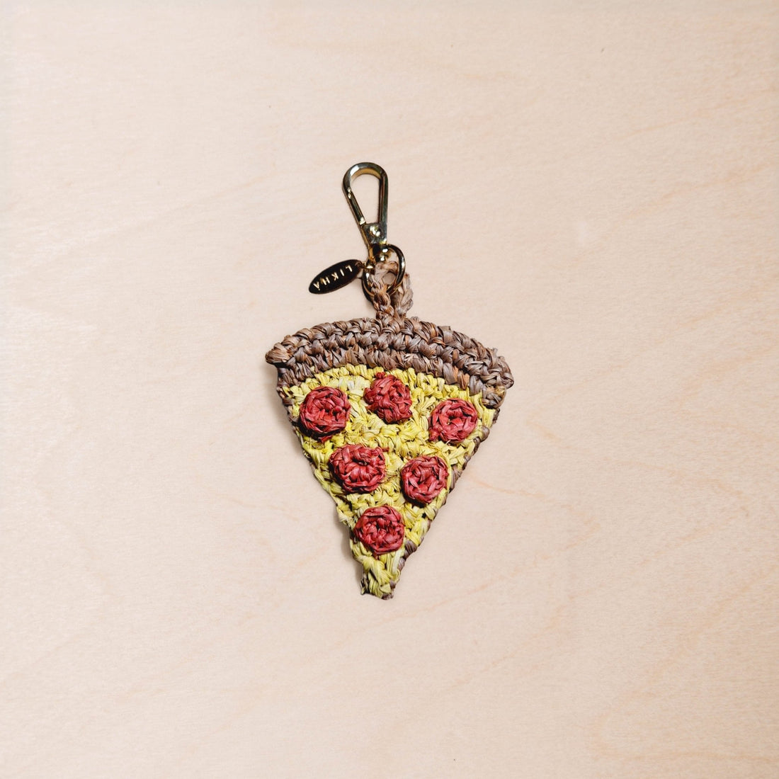 Bag charms - NYC Pizza Bag Charm – Raffia Crochet Food Keychain | LIKHÂ - LIKHÂ
