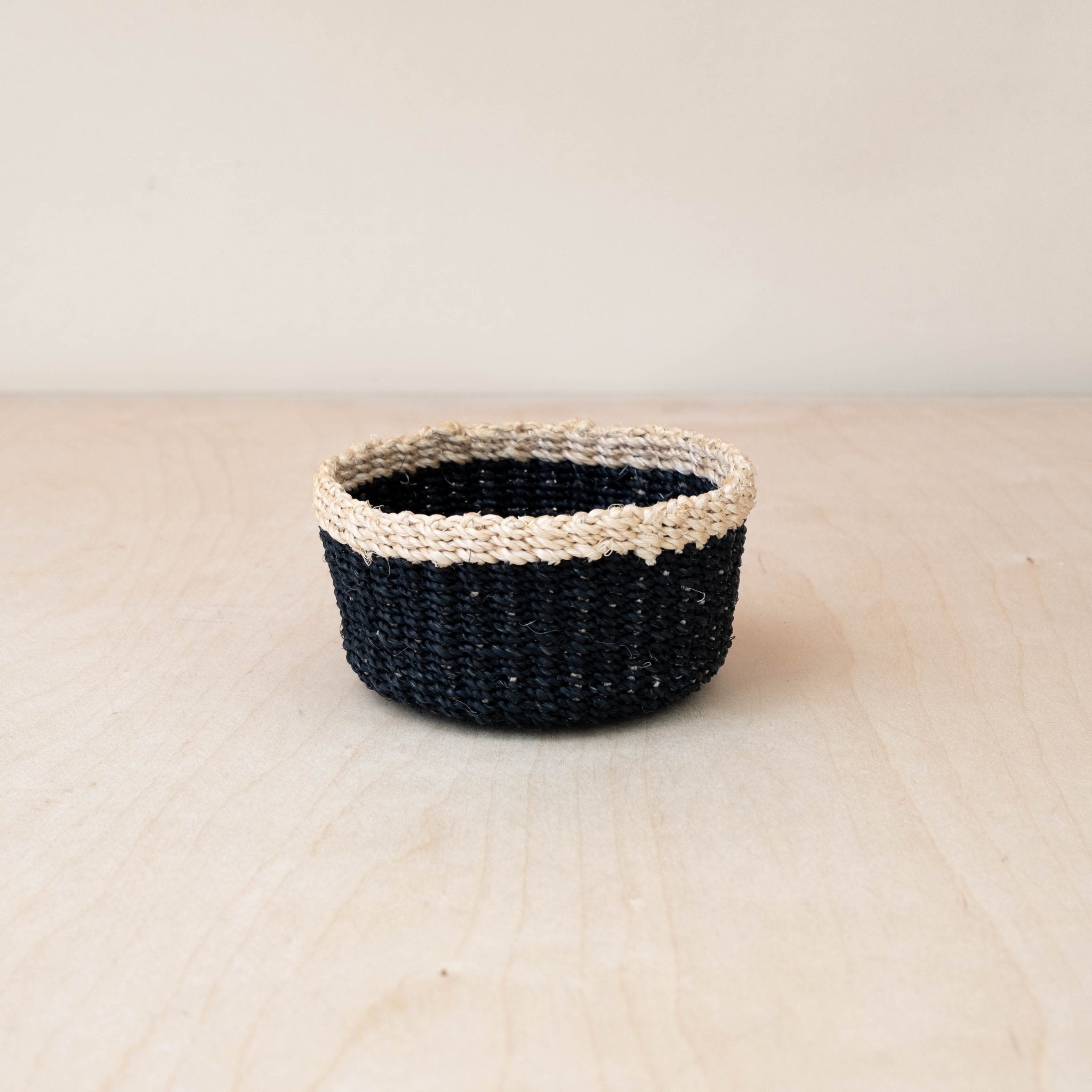 Baskets - Black Small Round Tray - Mini Trinket Basket | LIKHÂ - LIKHÂ