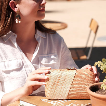 Clutches - Coral Kimono Clutch Bag - Straw Purse | LIKHÂ - LIKHÂ
