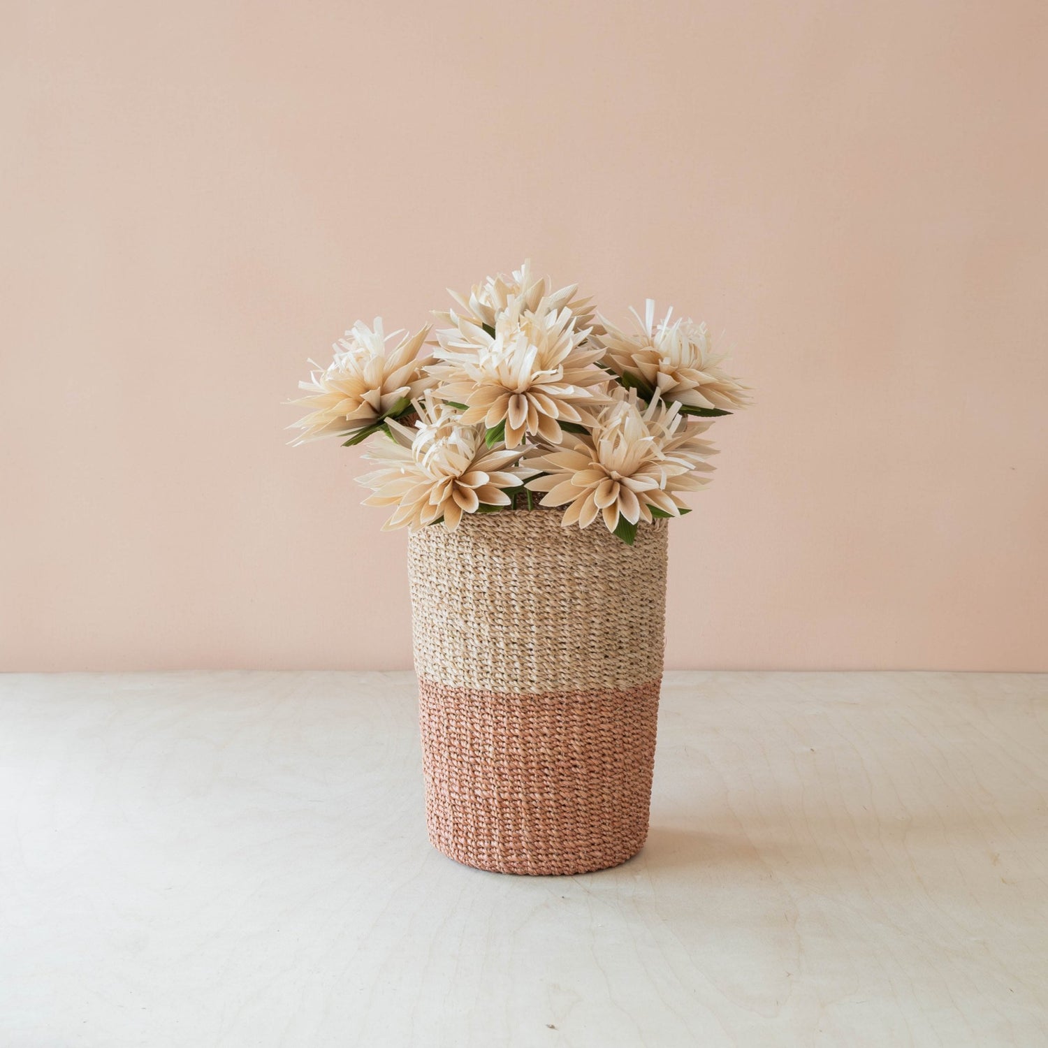flower - Natural Waterlily Corn Husk Flowers, case of 6 – Decorative Flower Stems | LIKHÂ - LIKHÂ