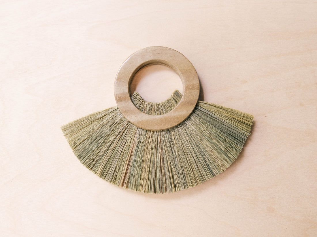 Home & Garden - Gemelina Wooden Circle Handbroom - Unique Home Accent | LIKHÂ - LIKHÂ