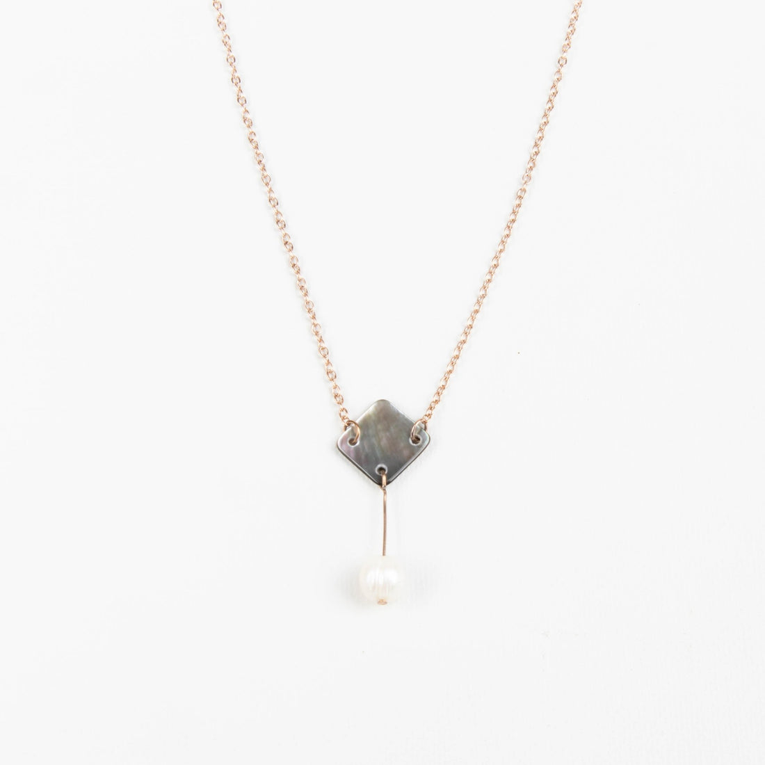 Jewelry, necklace - Black Diamond + Pearl Drop Mother of Pearl Necklace - Mother of Pearl Necklace | LIKHA - LIKHÂ