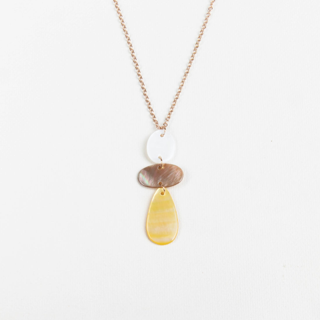 Jewelry, necklace - Tri - color Mother of Pearl Round, Oval, and Raindrop Necklace with Rose Gold Chain - Statement Jewelry | LIKHA - LIKHÂ