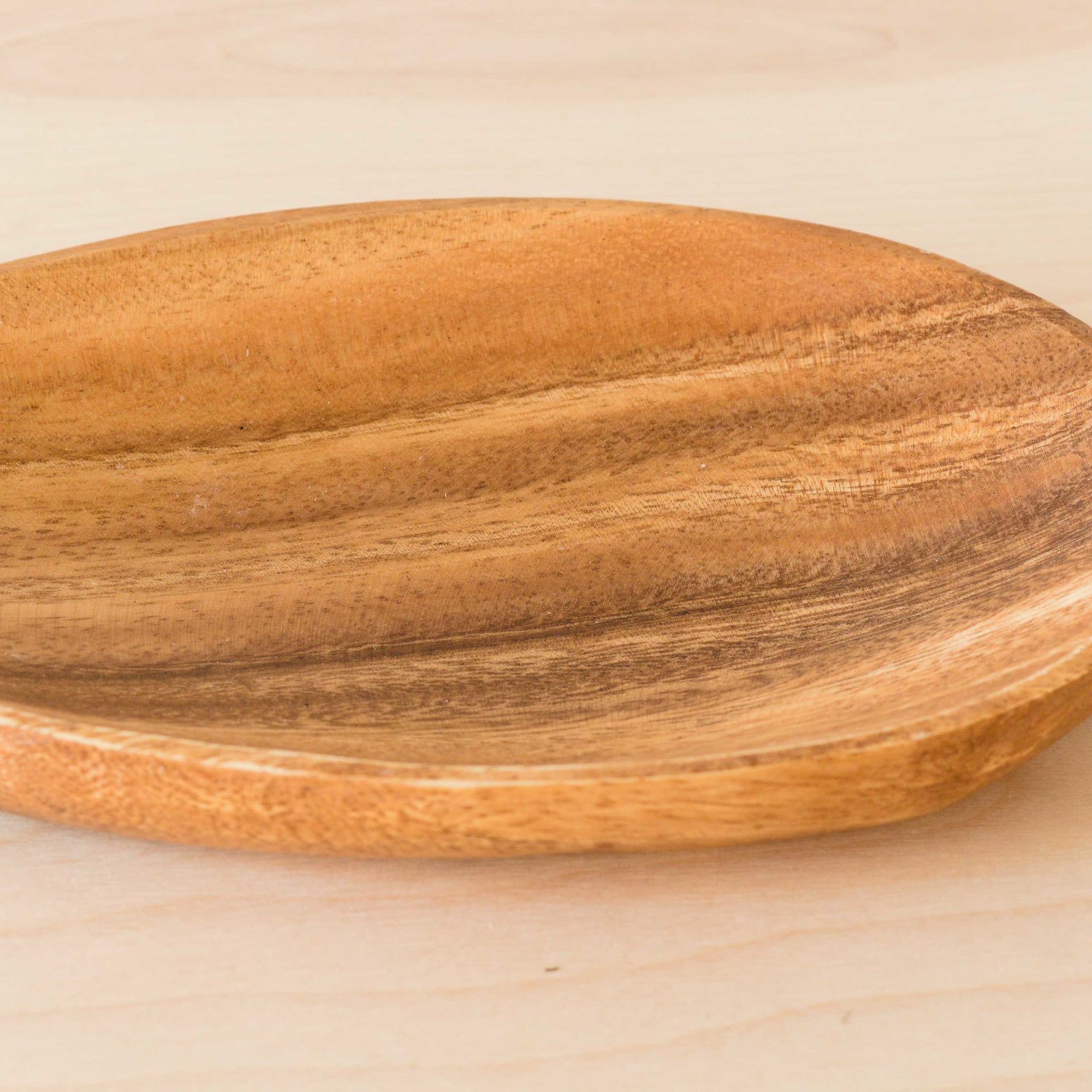 - Acacia Oval 9" Wood Dish - Wooden tray | LIKHA - LIKHÂ