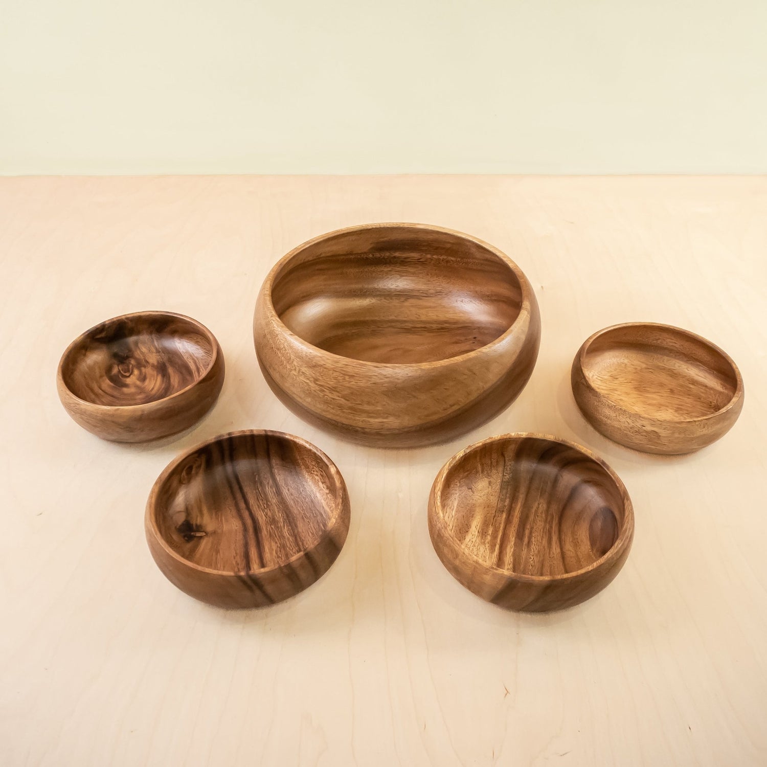 Bowls - Acacia Calabash Bowls, set of 1 large + 4 small bowls | LIKHÂ - LIKHÂ