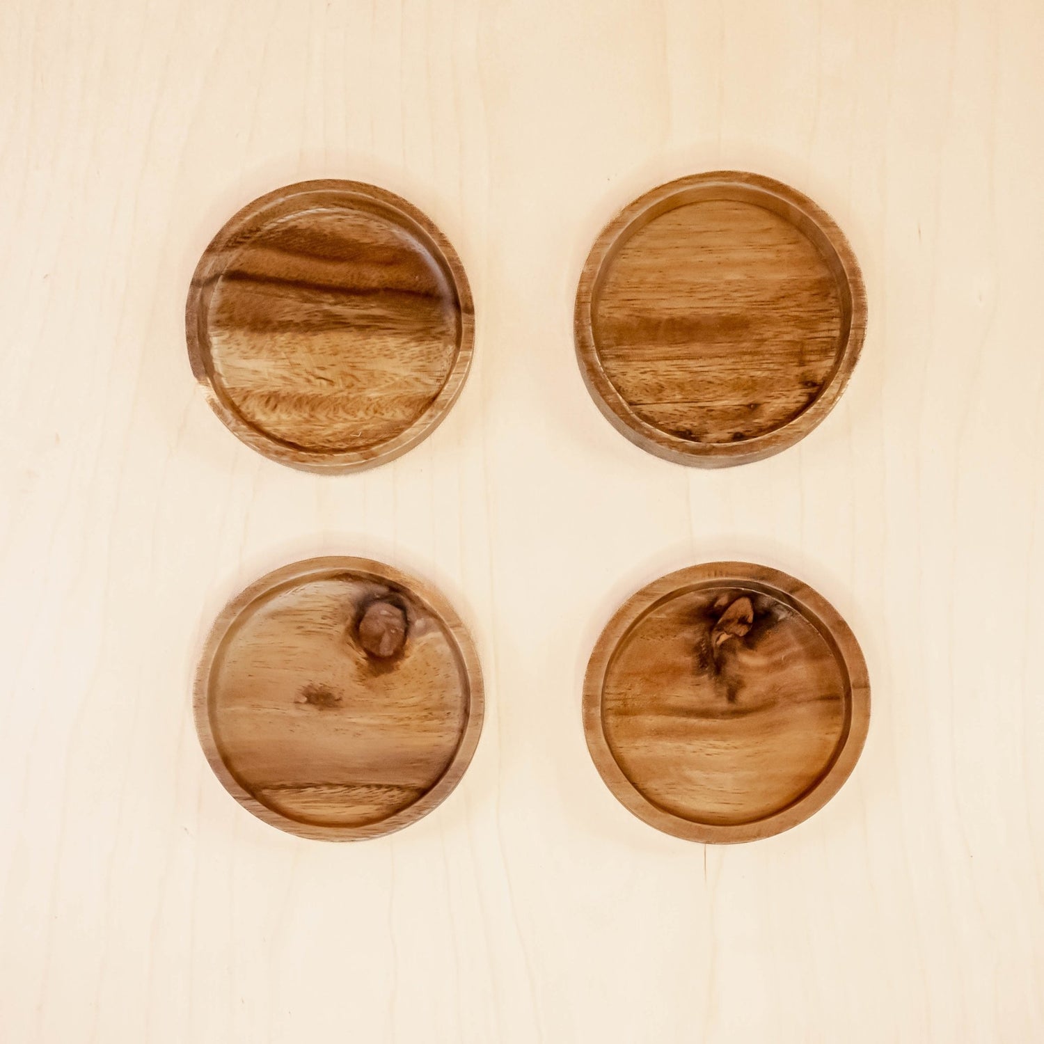Coasters - Acacia Wood Coasters, set of 4 | LIKHÂ - LIKHÂ