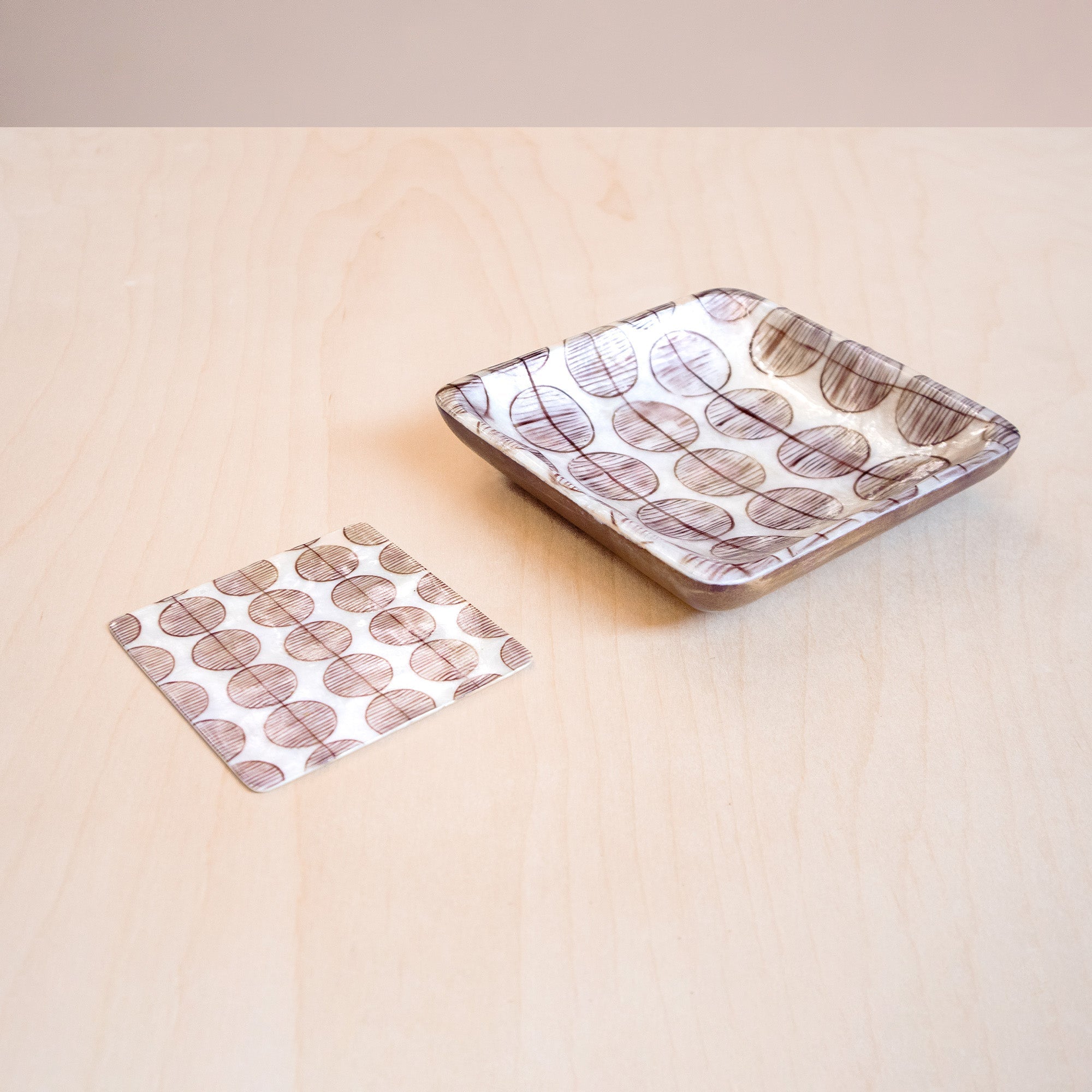 Decorative Plates - Capiz + Acacia Plate - Nordic Circles, Square | LIKHÂ - LIKHÂ