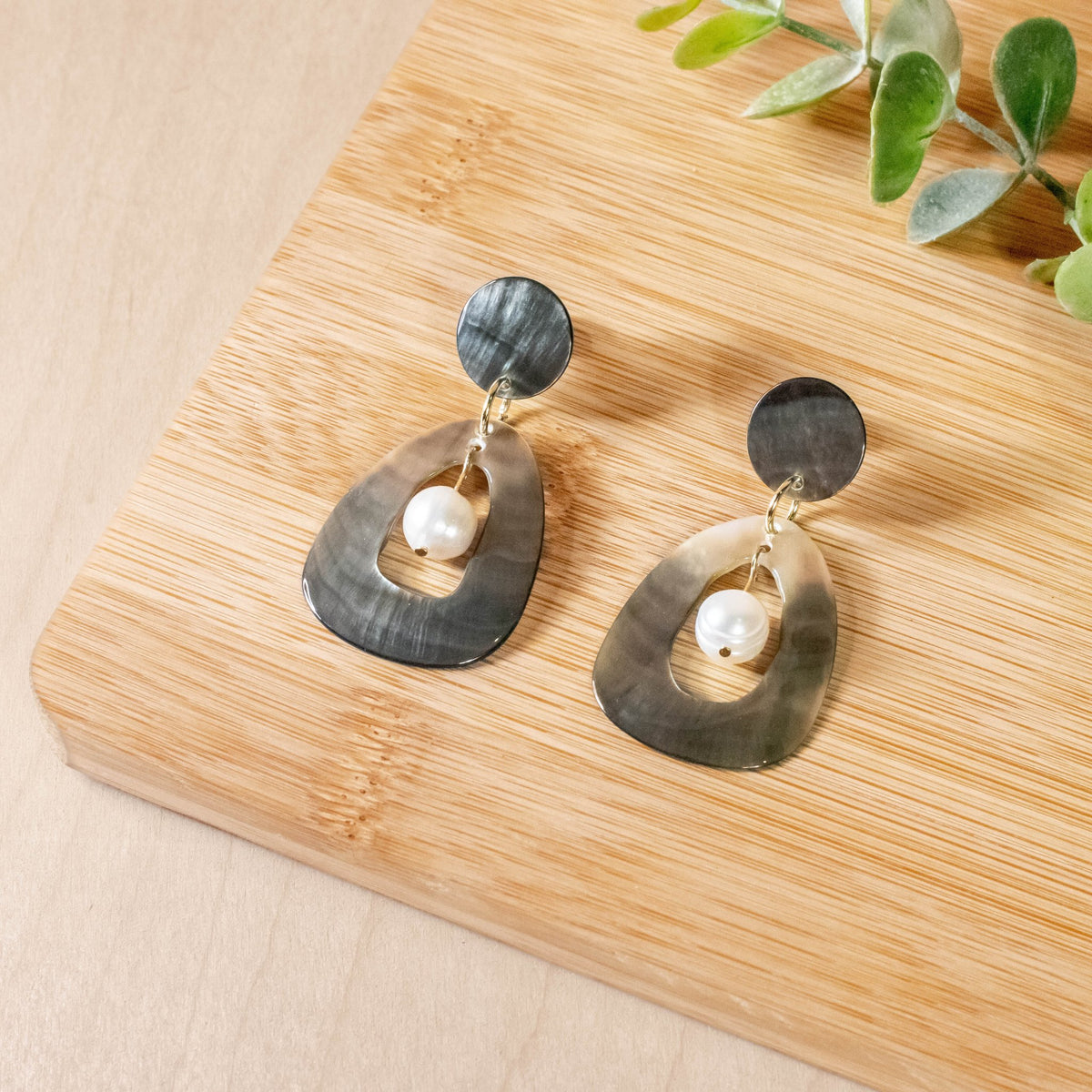 Earrings, Jewelry - Hollow Mother of Pearl Earrings with Inner Pearl - Black | LIKHÂ - LIKHÂ