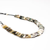 Jewelry - Mother of Pearl Shell Necklace - Iridescent Grey | LIKHÂ - LIKHÂ