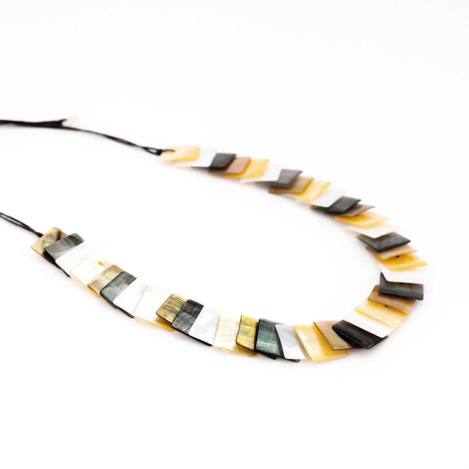 Jewelry - Mother of Pearl Squares Necklace - Multicolor | LIKHÂ - LIKHÂ