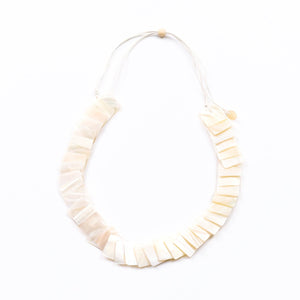 - White Mother of Pearl Necklace | LIKHÂ - LIKHÂ
