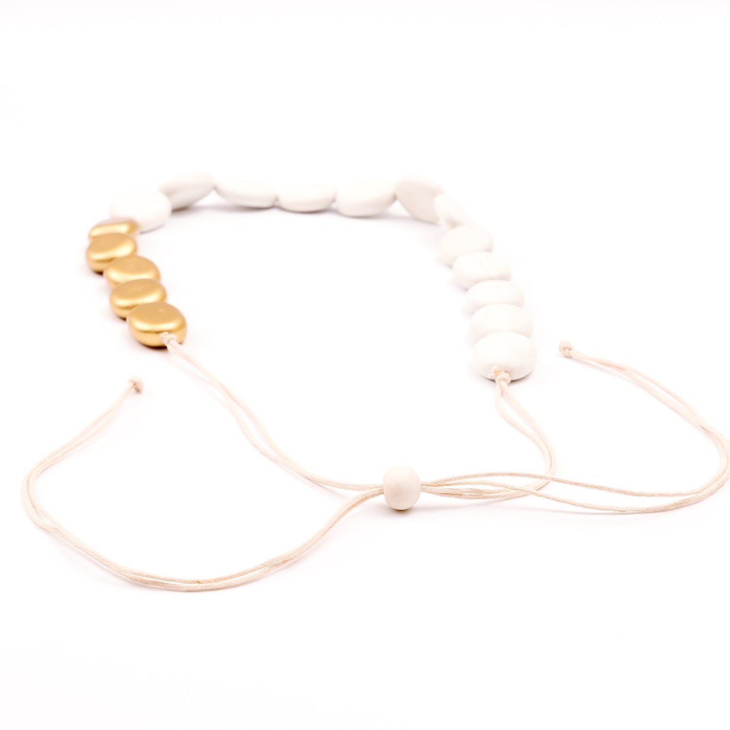 - White Wooden Bead Necklace | LIKHÂ - LIKHÂ